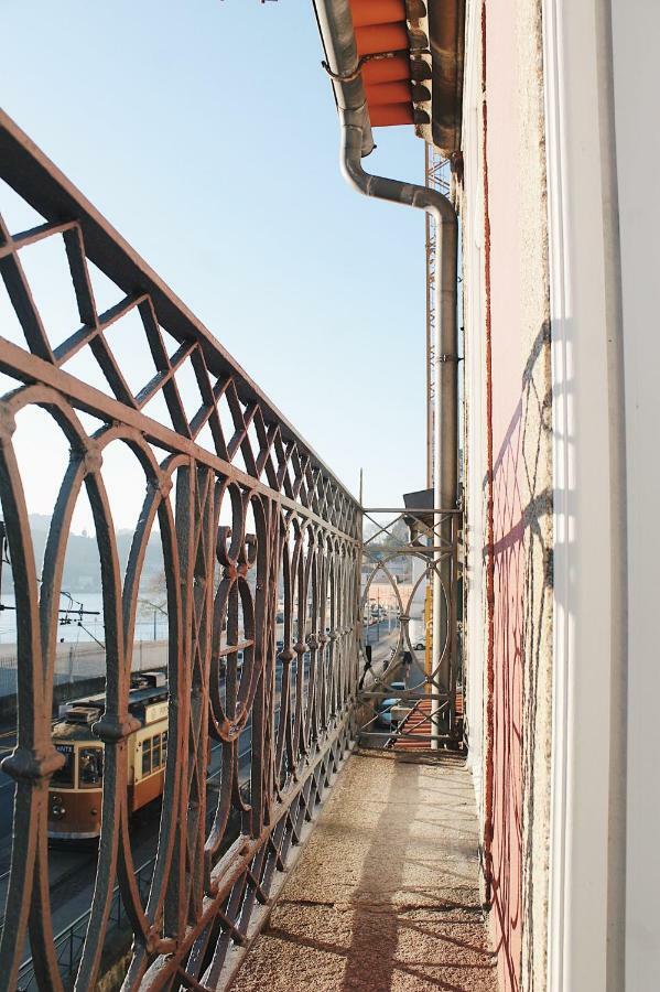 Lost Apartments ポルト エクステリア 写真